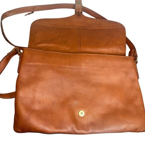 Brown Leather Crossbody Bag – Made in India – Boho Artisan with Beautiful Patina - Picture 3 of 9